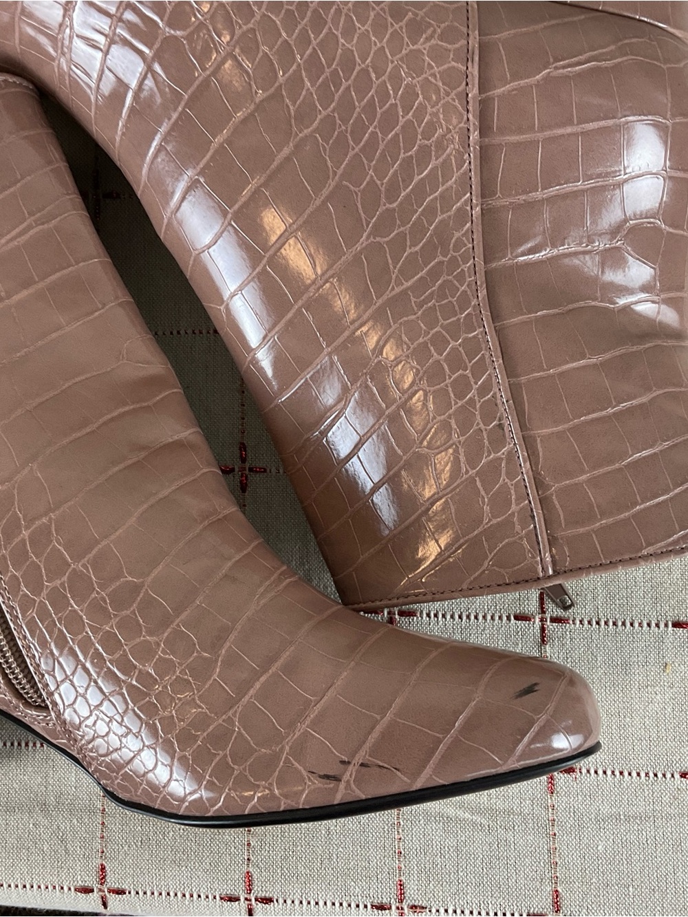 Steve Madden “Darma” Crocodile Embossed Ankle Boots Blush Tan Bootie Sz 10 - Picture 7 of 7